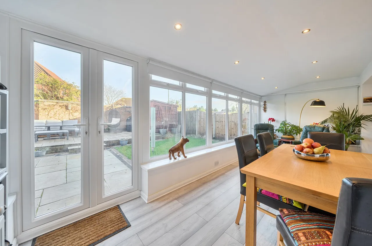 Prunus Close, West End, Woking, Surrey, GU24 9NU, photo 4