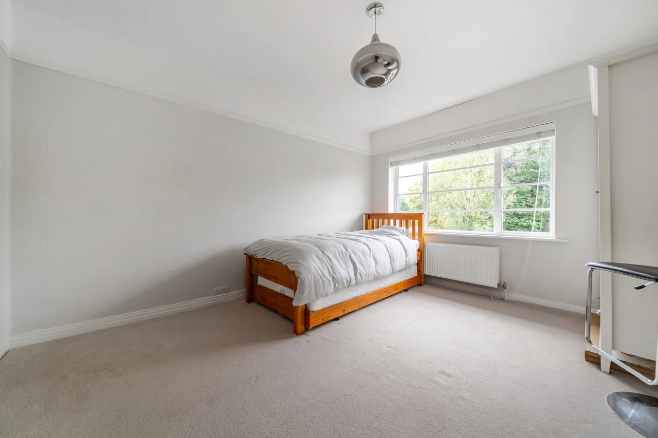Broomfield Park, Ascot, SL5, photo 10