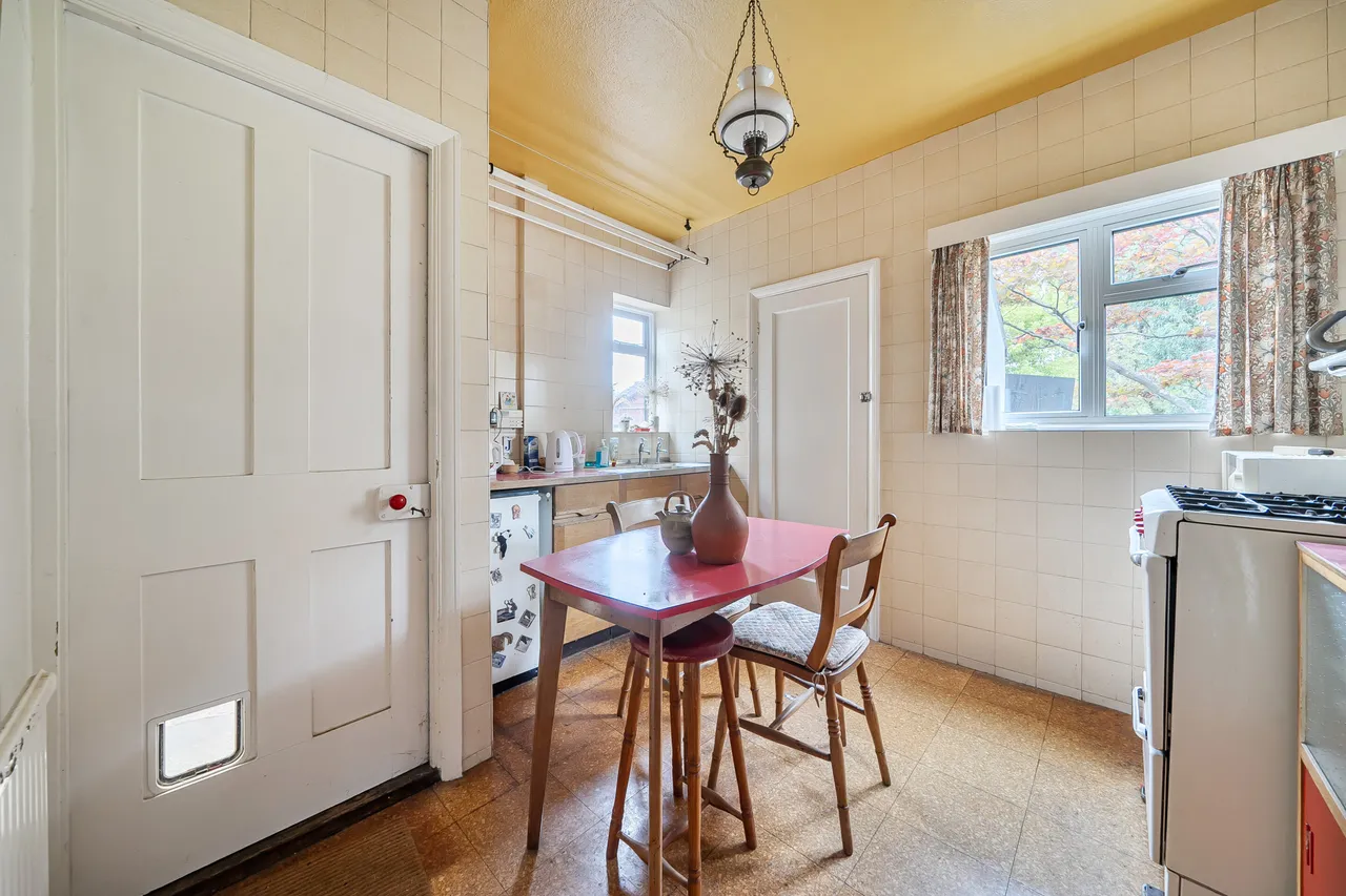 Pinn Way, Ruislip, HA4, photo 9