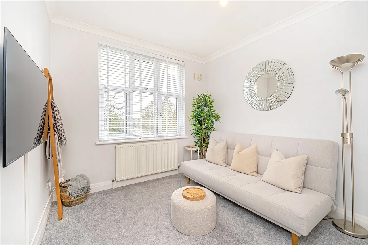 Norman Court, Upper Sunbury Road, Hampton, TW12 2DN, photo 9