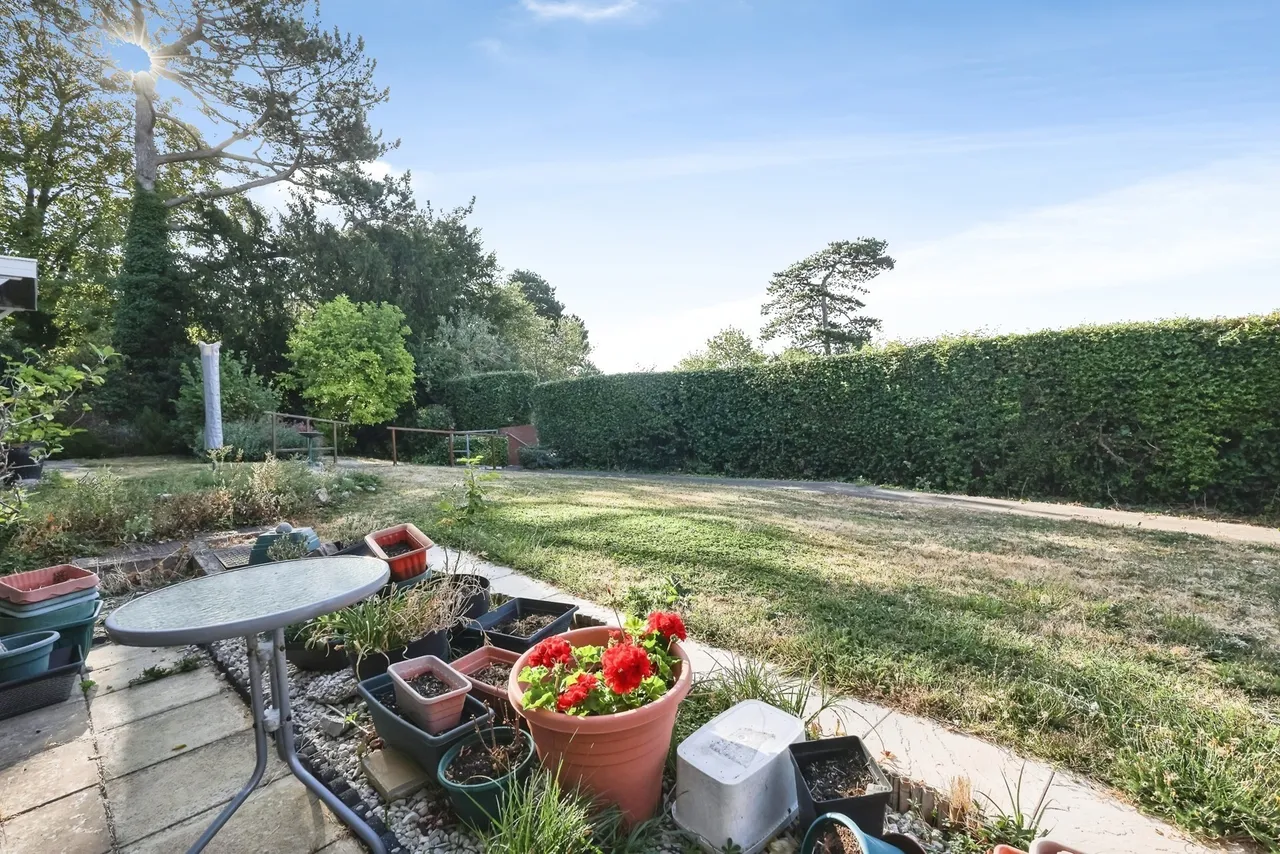 Elmfield Gardens, Worcester, WR5, photo 6