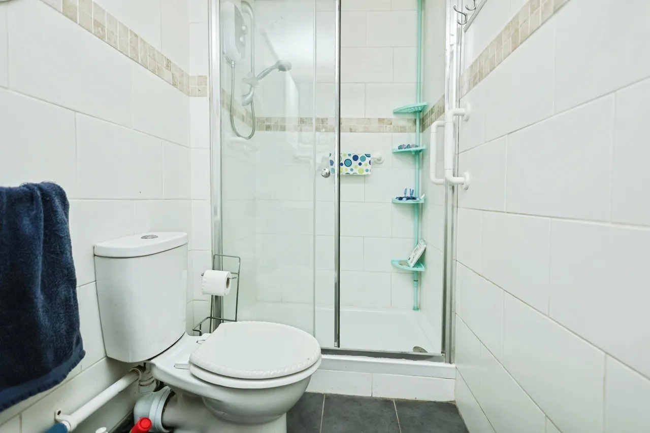 Elmfield Gardens, Worcester, WR5, photo 8