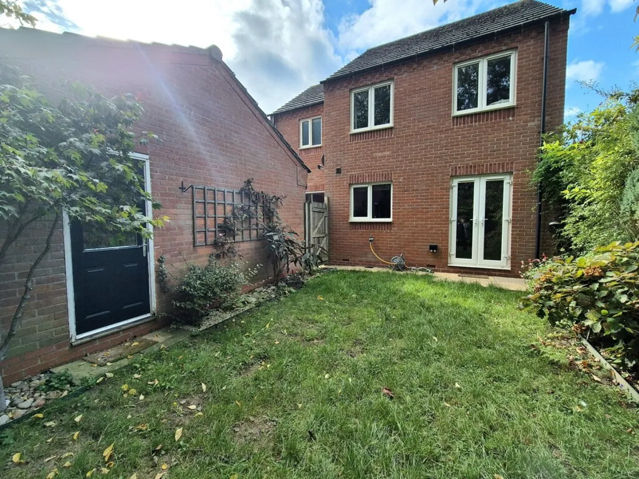 Bramcote, Nottingham, NG9, photo 16