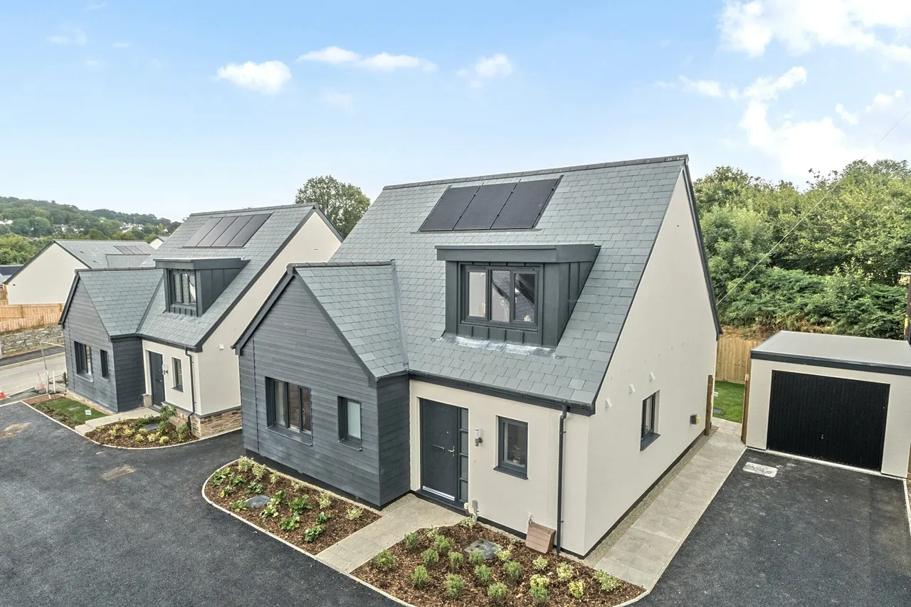 3 bed property for sale — Tavistock, Devon, PL19