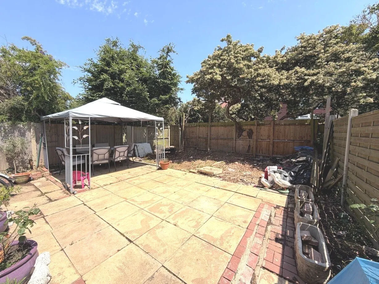 Constable Avenue, Clacton-On-Sea, CO16, photo 13