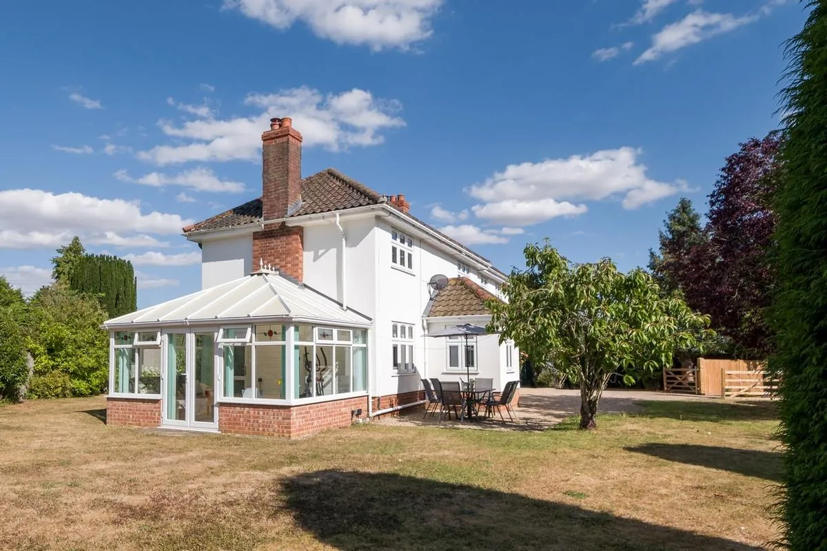 Station Road, Burston, IP22, photo 28