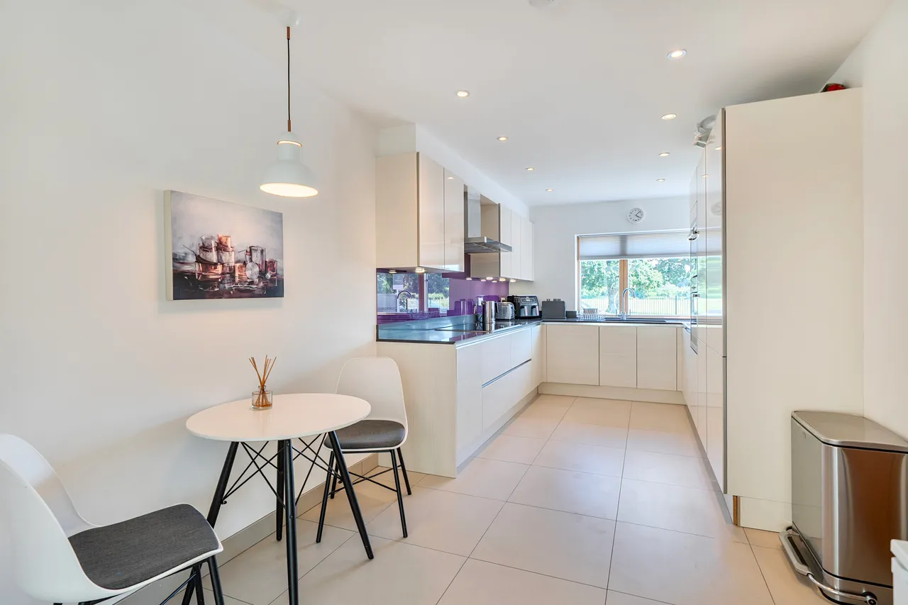 Park Avenue, Ruislip, HA4, photo 10