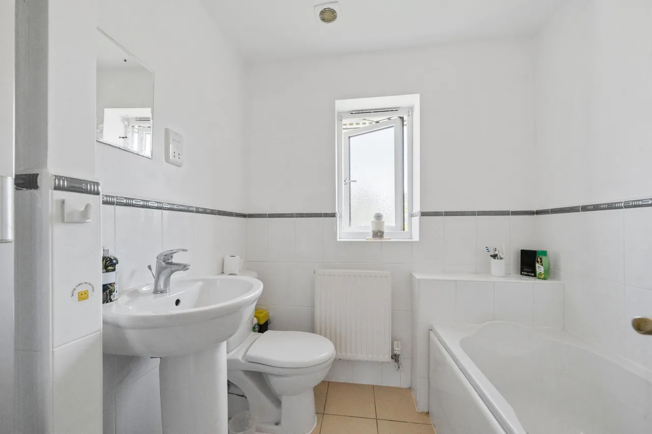 Heigham Gardens, St. Helens, WA9, photo 23