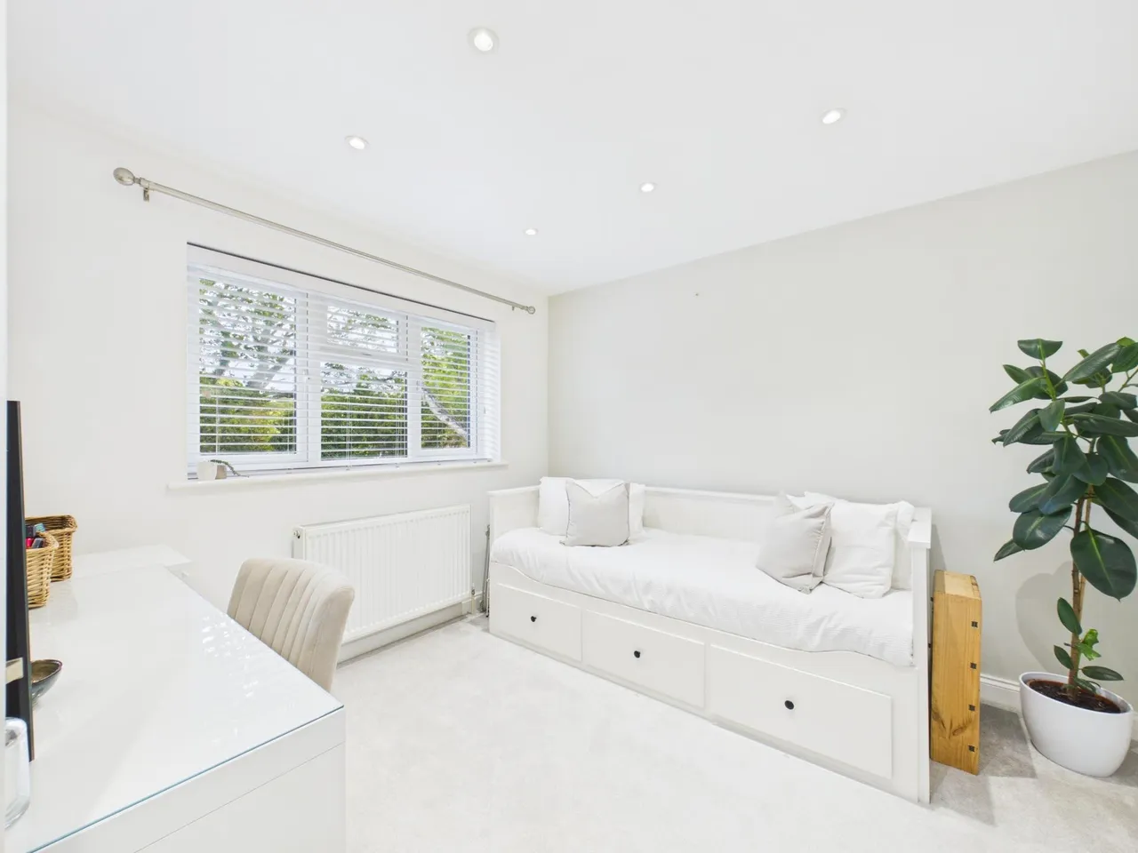 Tomlins Close, Tadley, RG26, photo 9