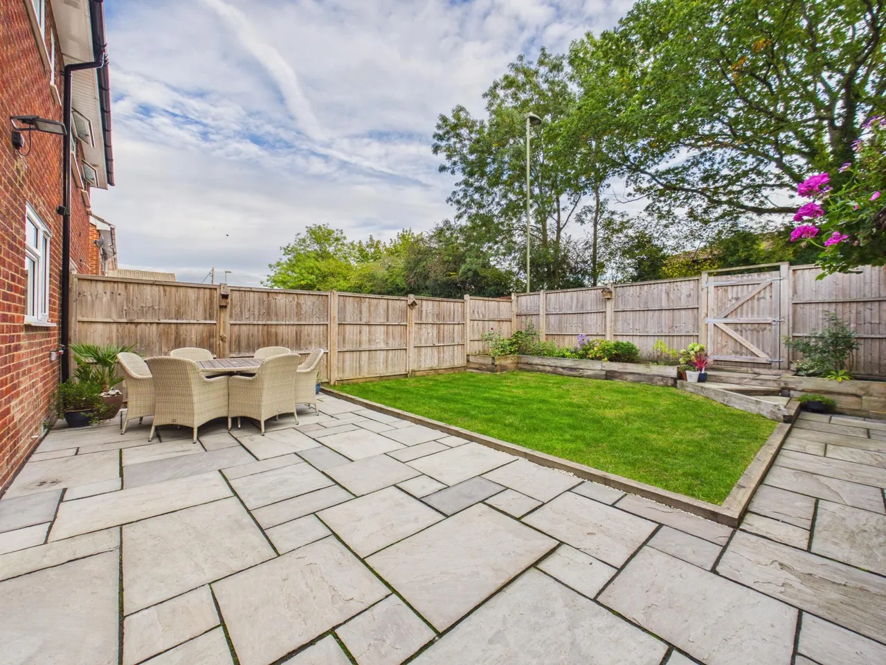 Tomlins Close, Tadley, RG26, photo 11