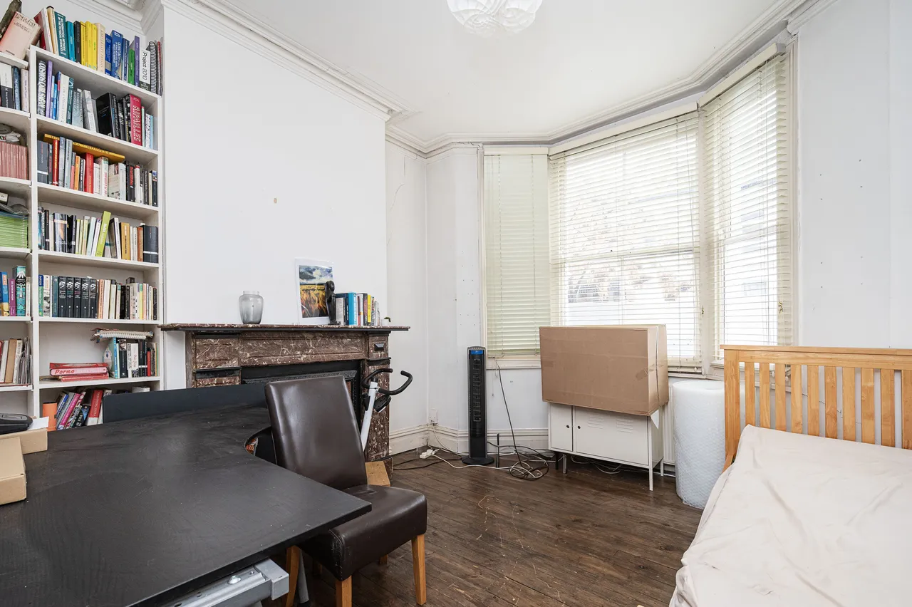 Flat 1, 28 Princess May Road, London, photo 2