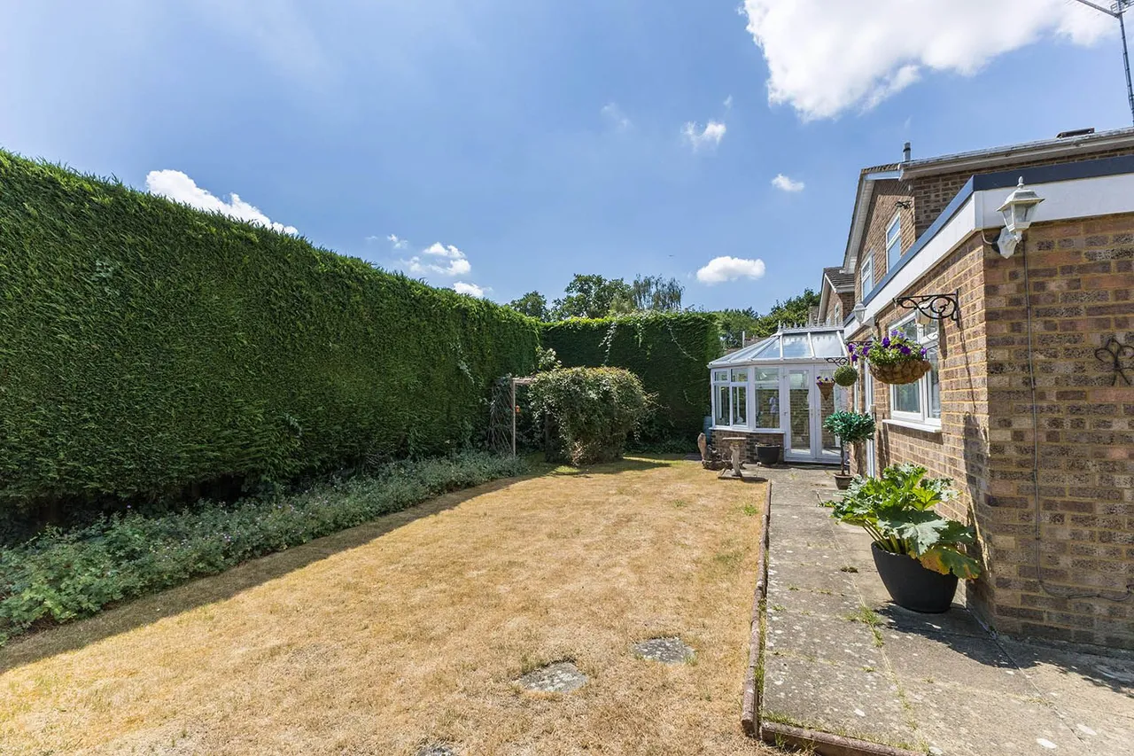 Bardney Close, Ockwells Park, Maidenhead, Berkshire, photo 20