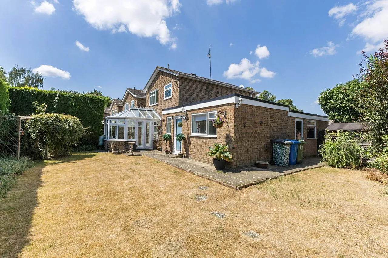Bardney Close, Ockwells Park, Maidenhead, Berkshire, photo 18
