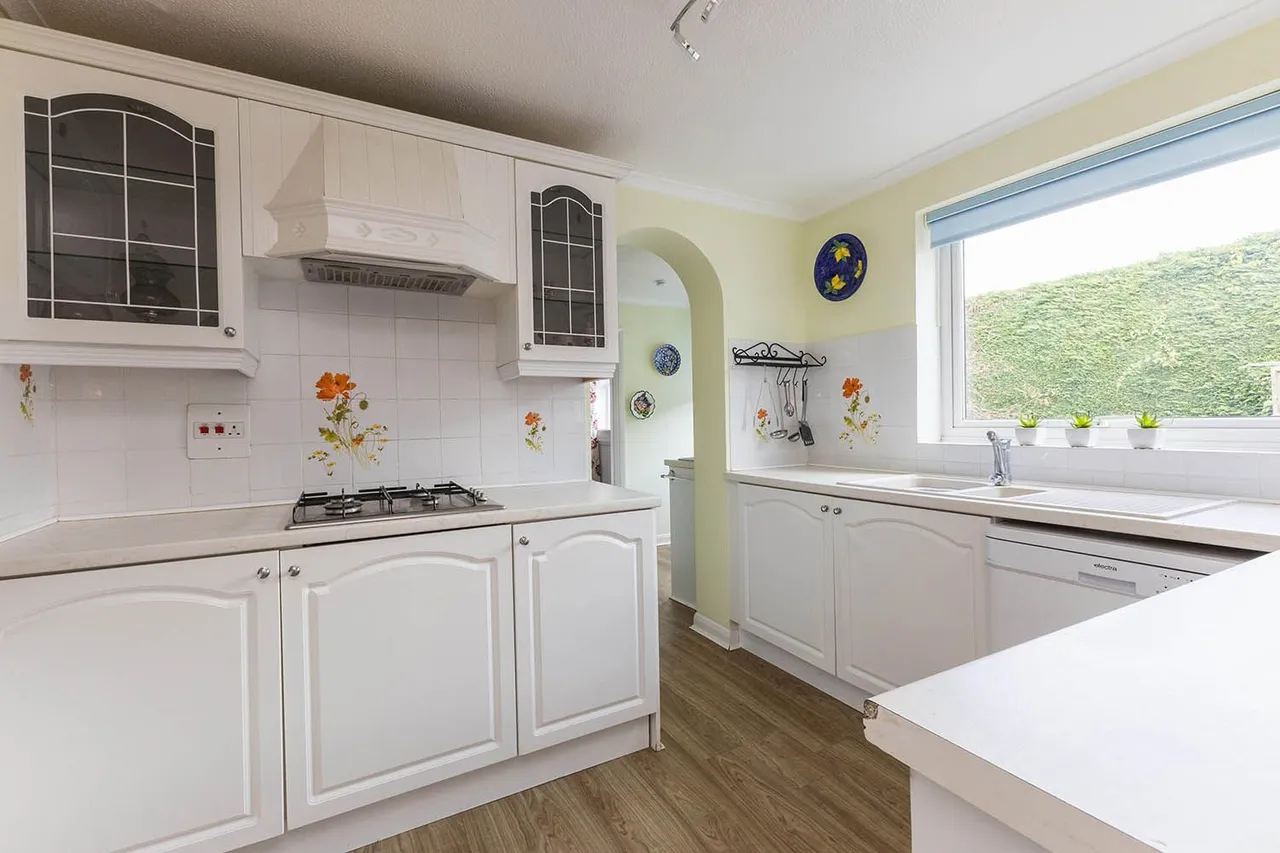 Bardney Close, Ockwells Park, Maidenhead, Berkshire, photo 7