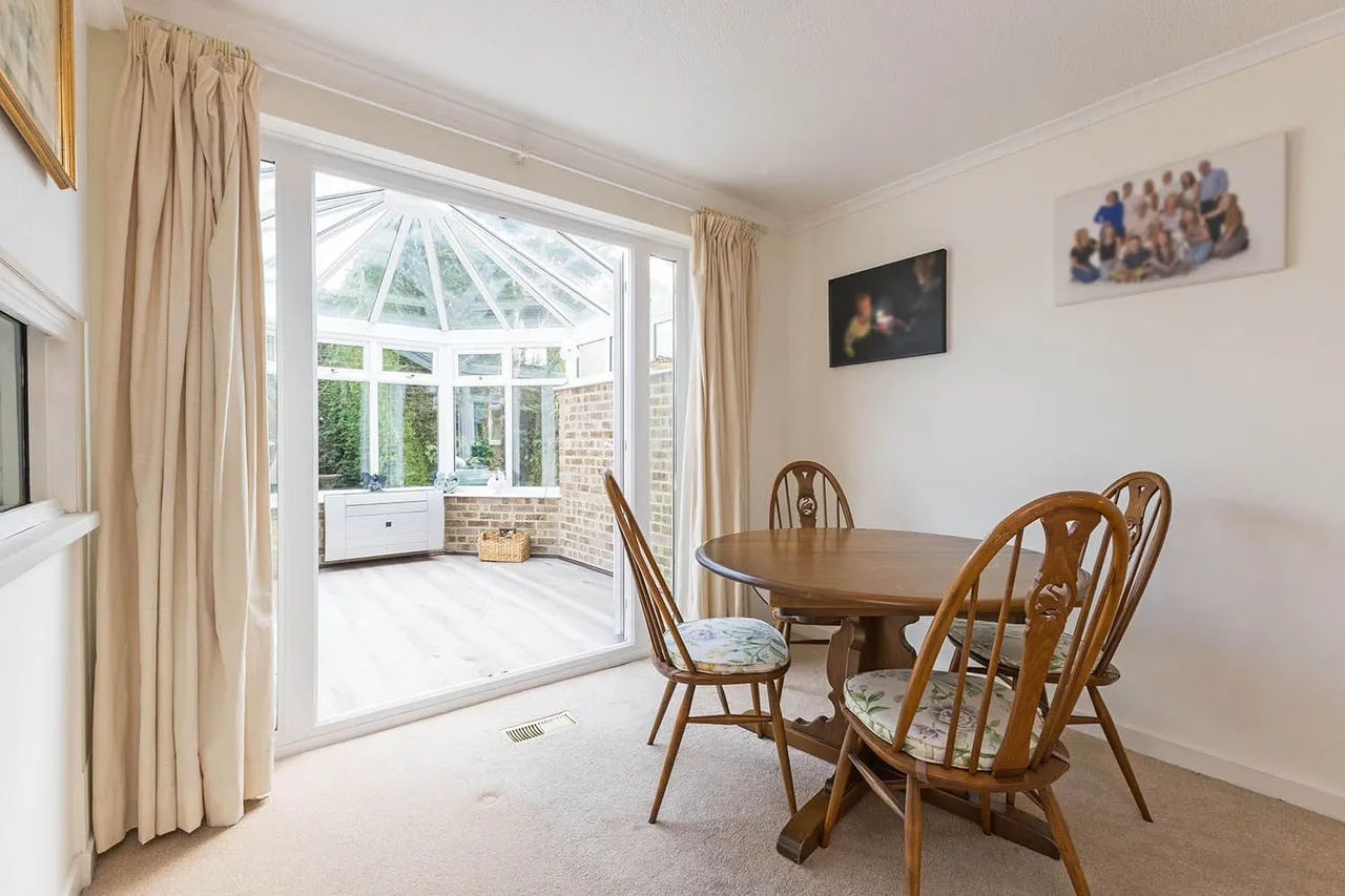 Bardney Close, Ockwells Park, Maidenhead, Berkshire, photo 6