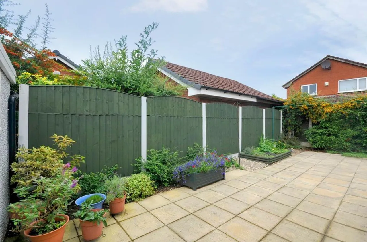Dunley Close, Birchwood, Warrington, Warrington, WA3 6UH, photo 4
