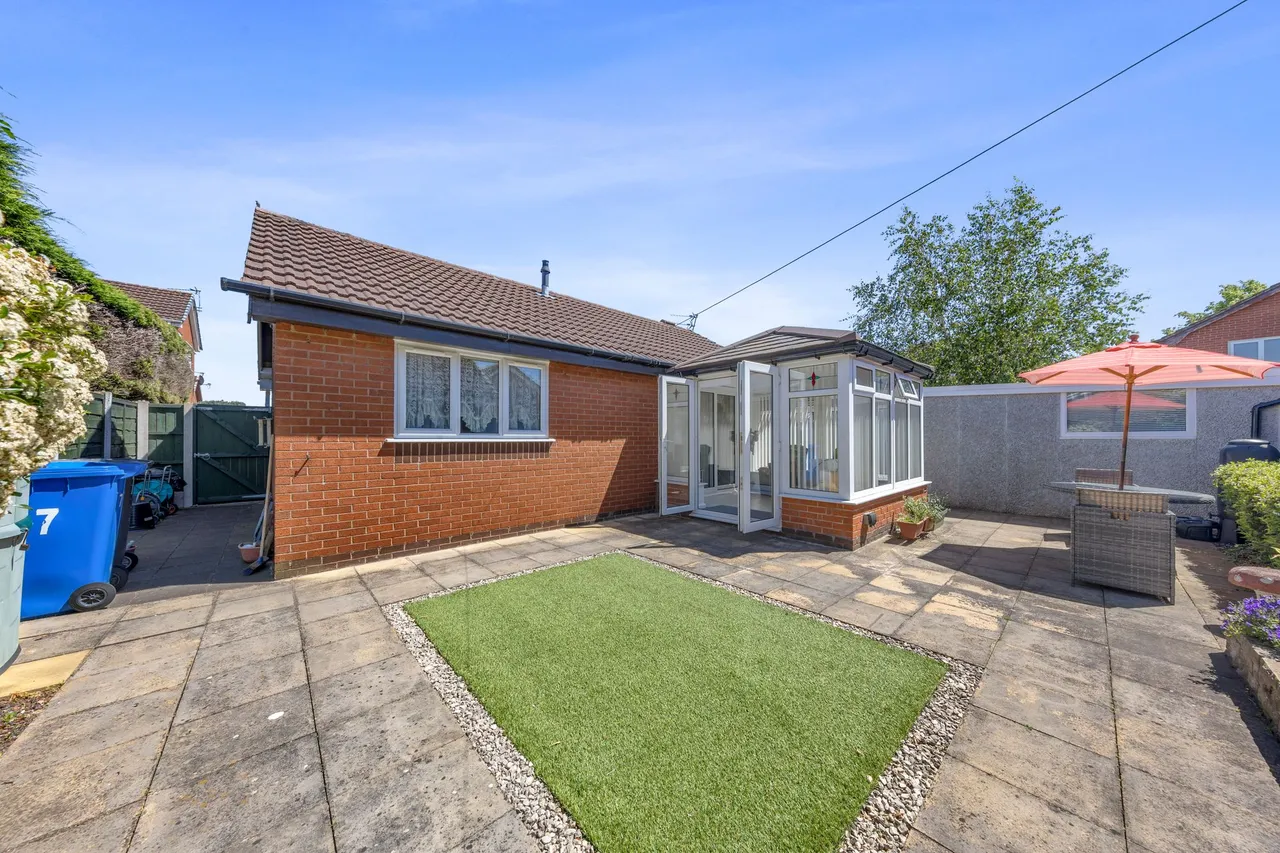 Dunley Close, Birchwood, Warrington, Warrington, WA3 6UH, photo 2