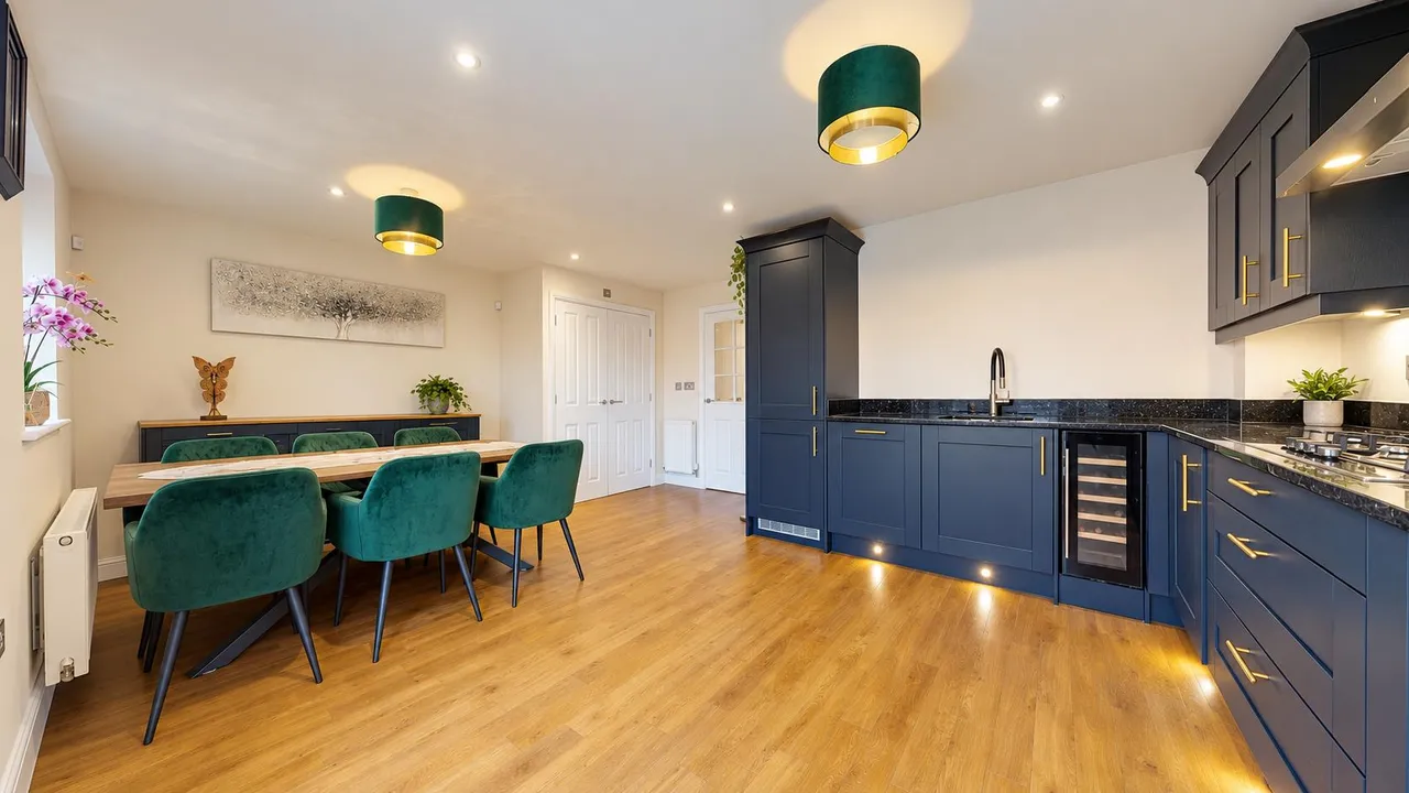 Cranwell Crescent, Eaton Leys, photo 5