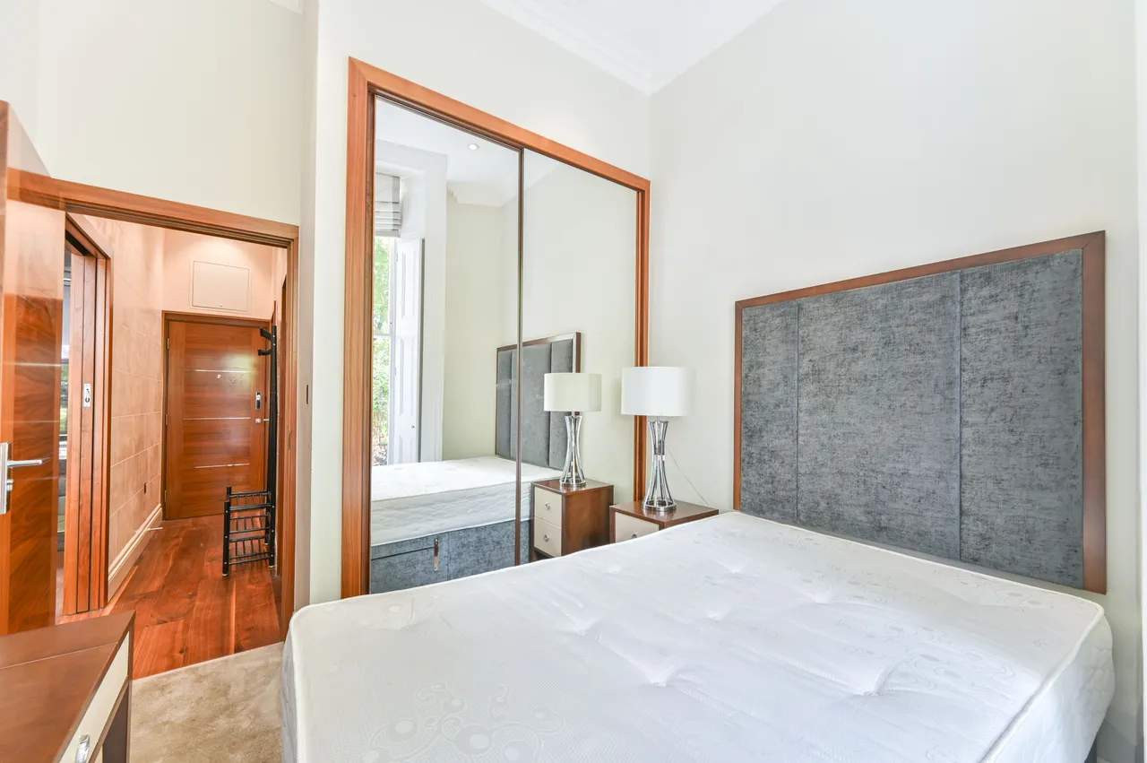 3 Garden House, 86-92 Kensington Gardens Square, London, photo 5