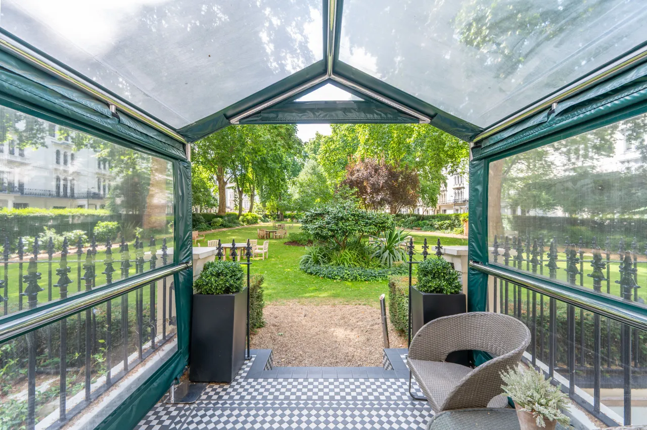 3 Garden House, 86-92 Kensington Gardens Square, London, photo 8