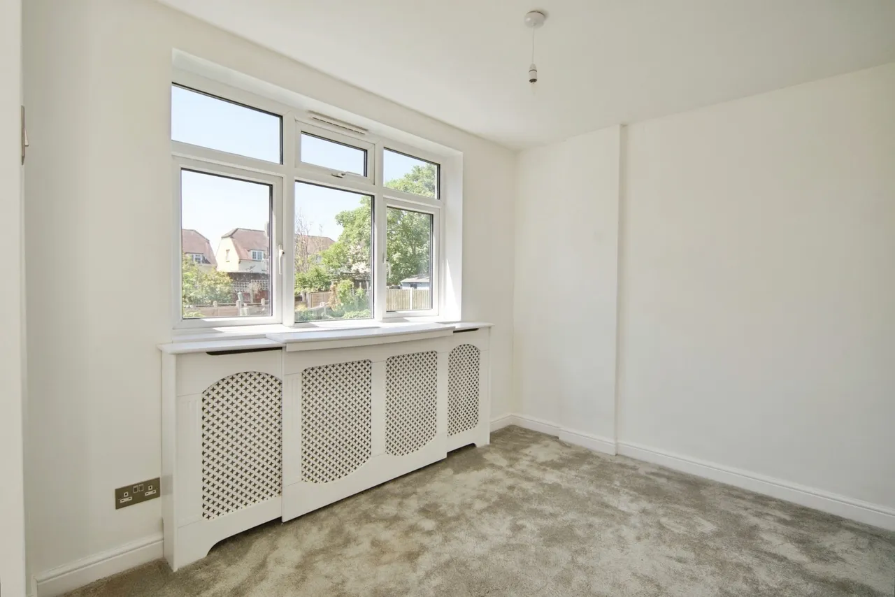 Gobions Avenue, Romford, RM5, photo 26