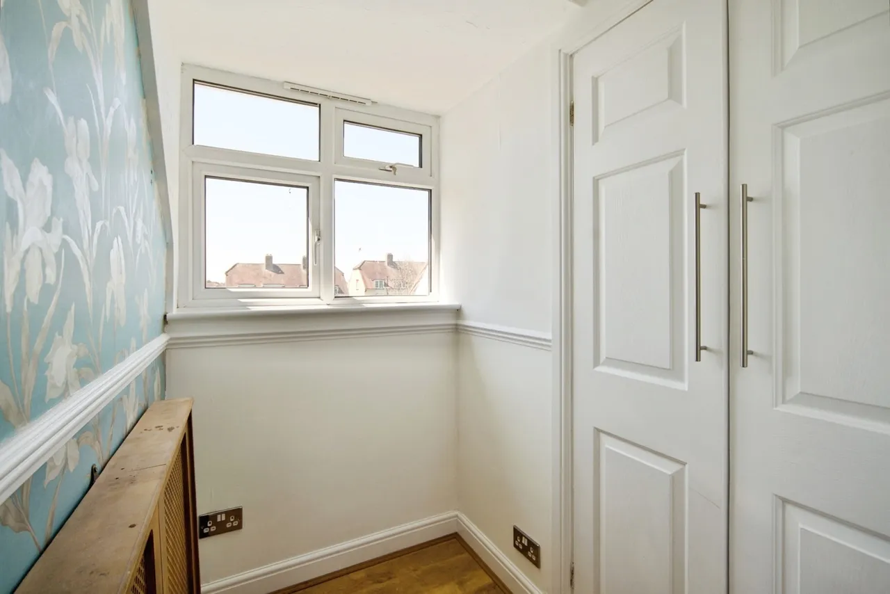 Gobions Avenue, Romford, RM5, photo 34