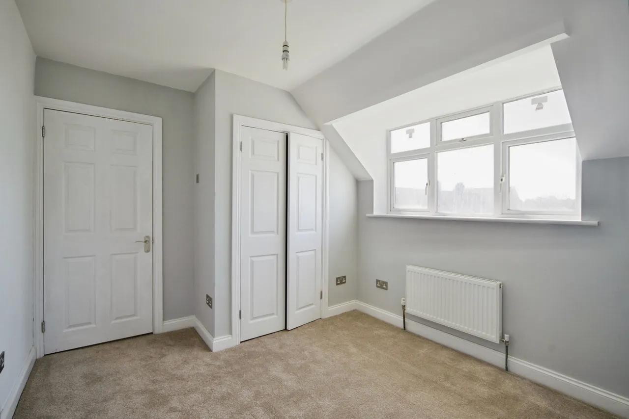 Gobions Avenue, Romford, RM5, photo 31