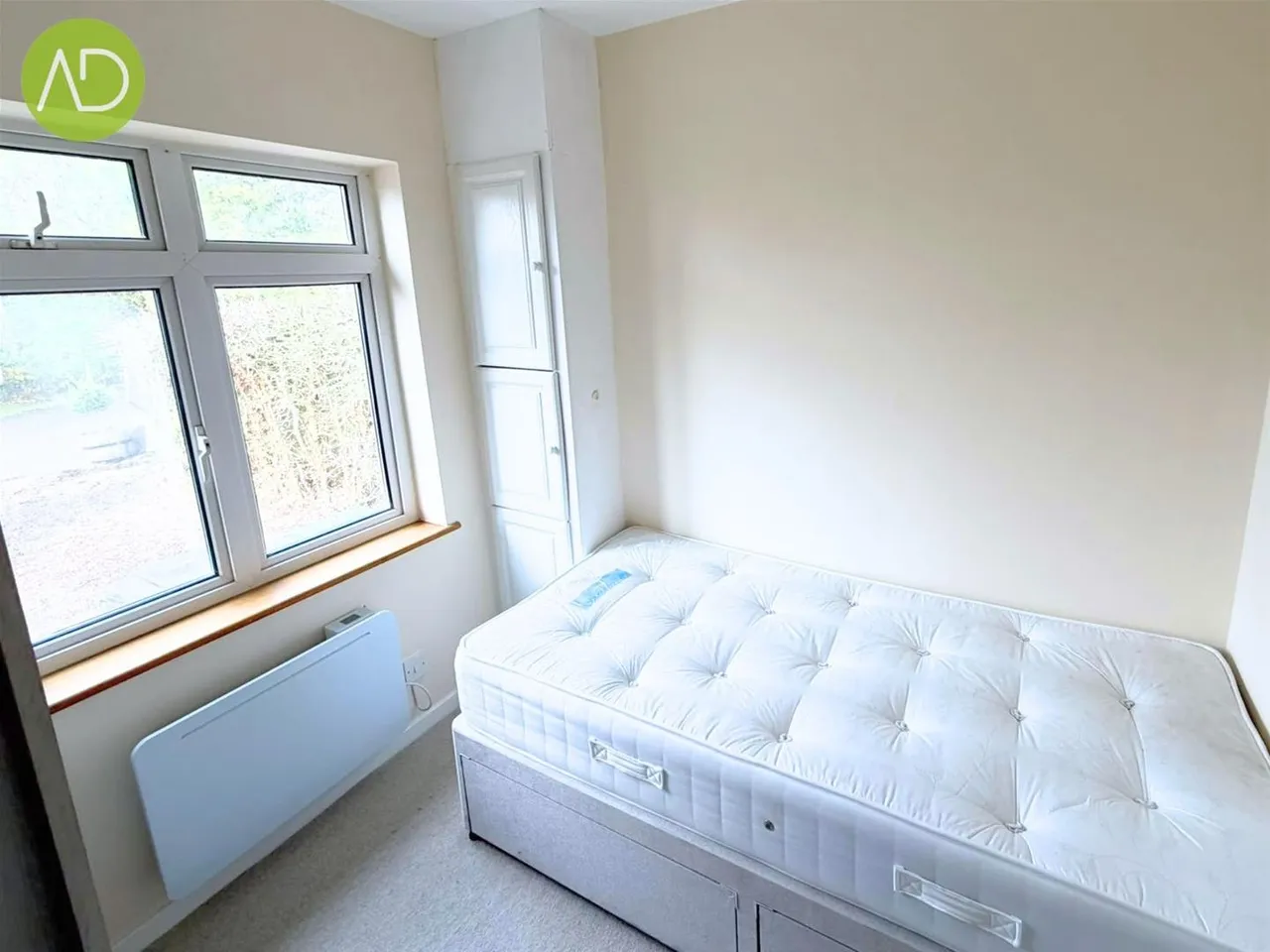 Barn Hill Roydon, Harlow, CM19, photo 4