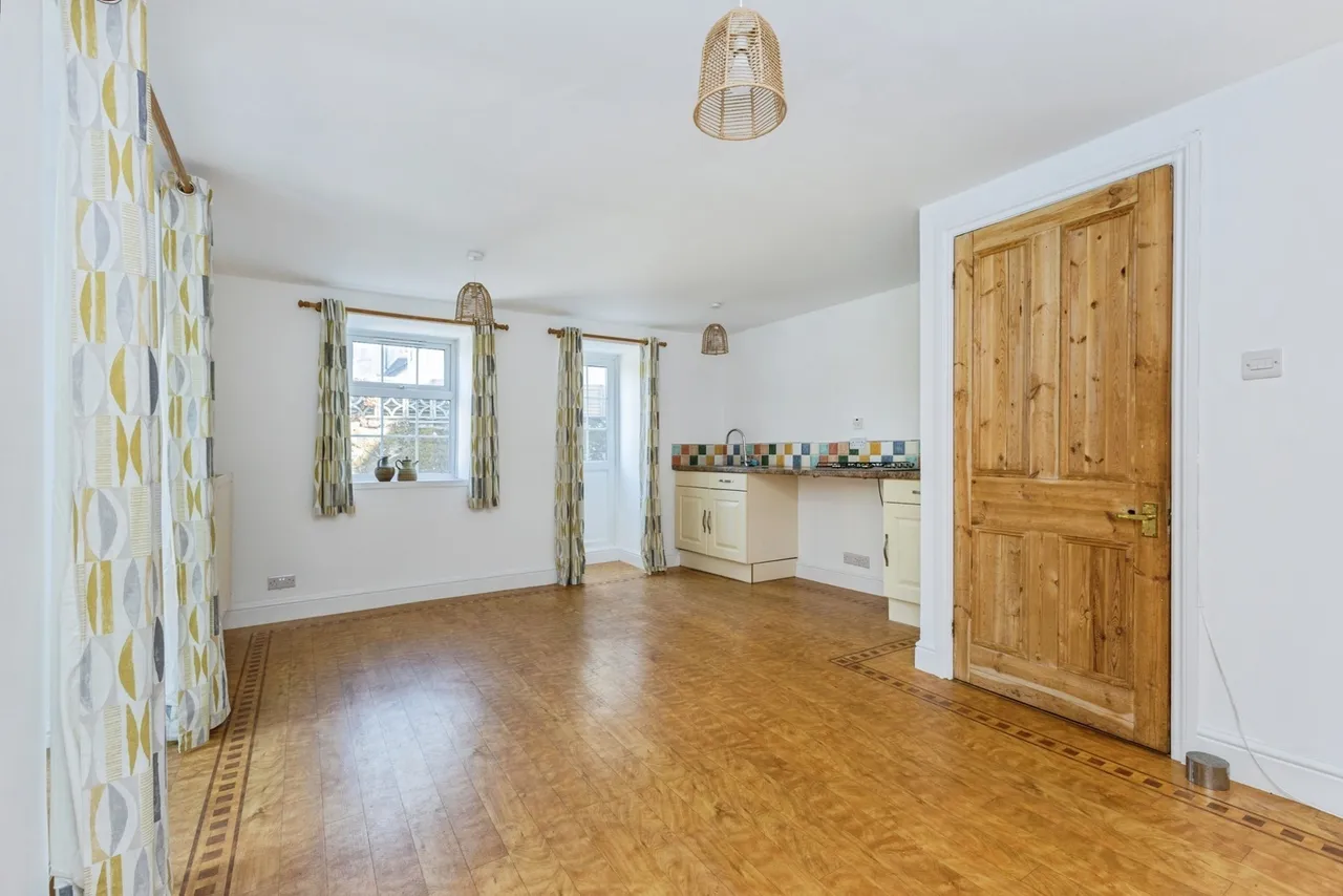 Totnes Road, Paignton, TQ4, photo 8