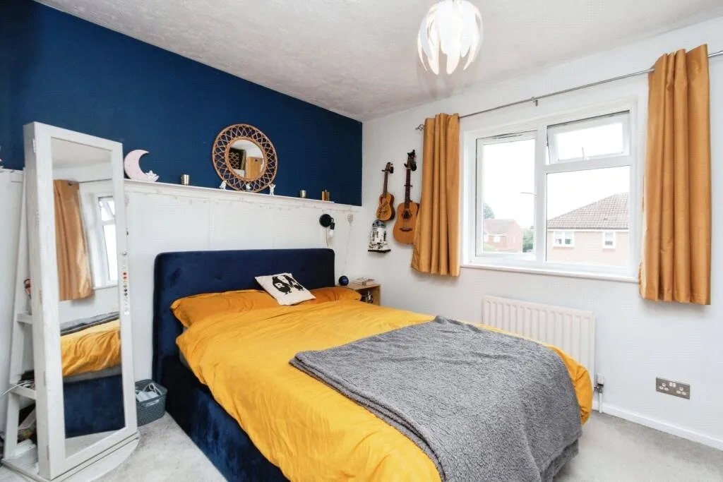 Calton Gardens, Aldershot, Hampshire, GU11 3TB, photo 9