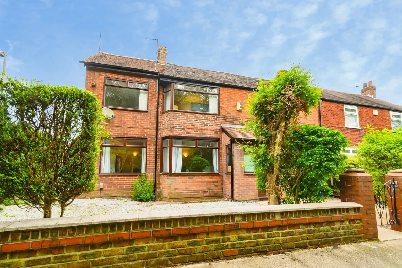 Longview Drive, Wardley, Swinton, Manchester, M27, photo 2