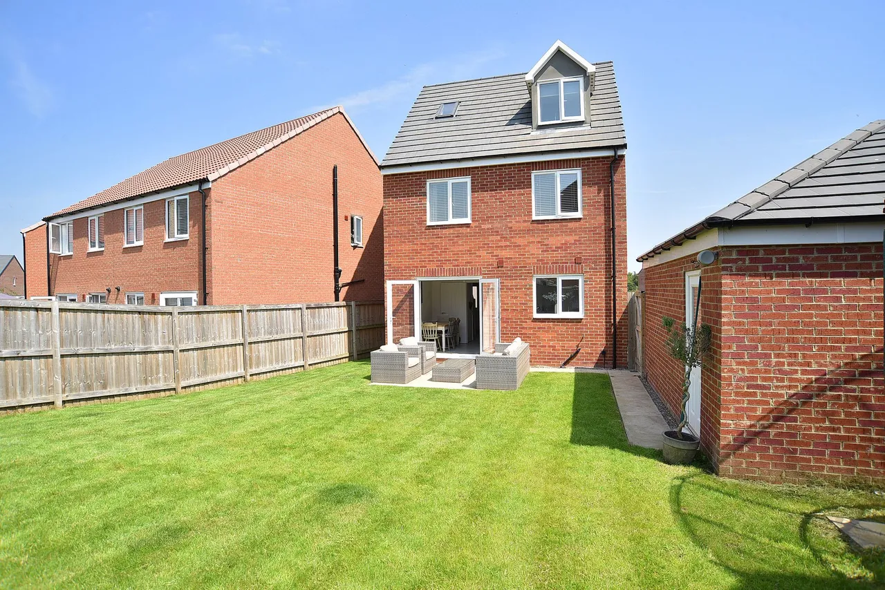 Ribblehead Road, Harrogate, HG3, photo 19