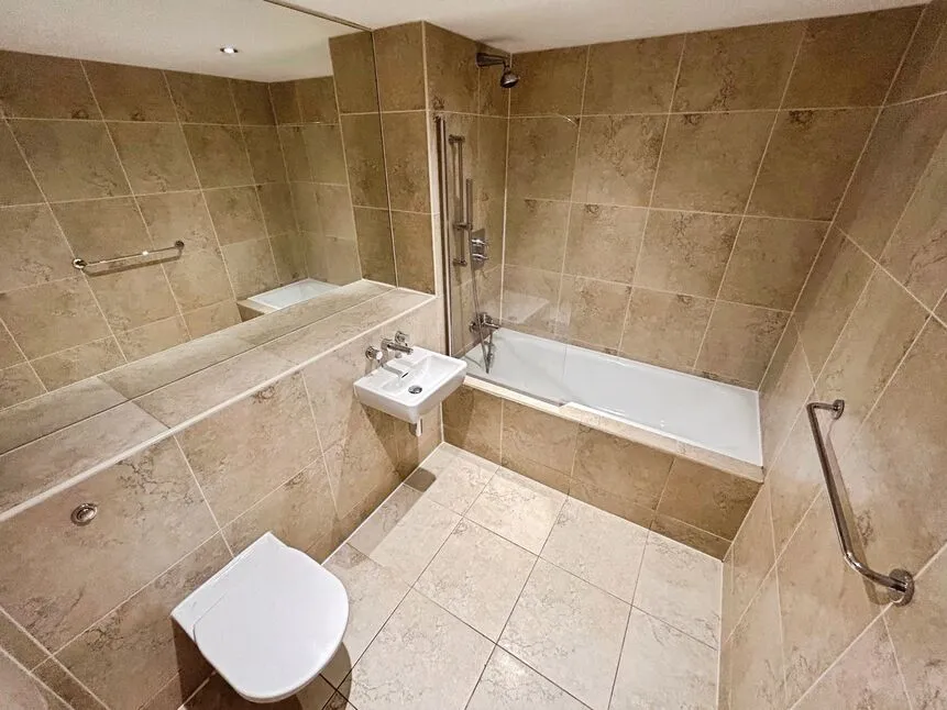 North Bank, Sheffield, S3, photo 13