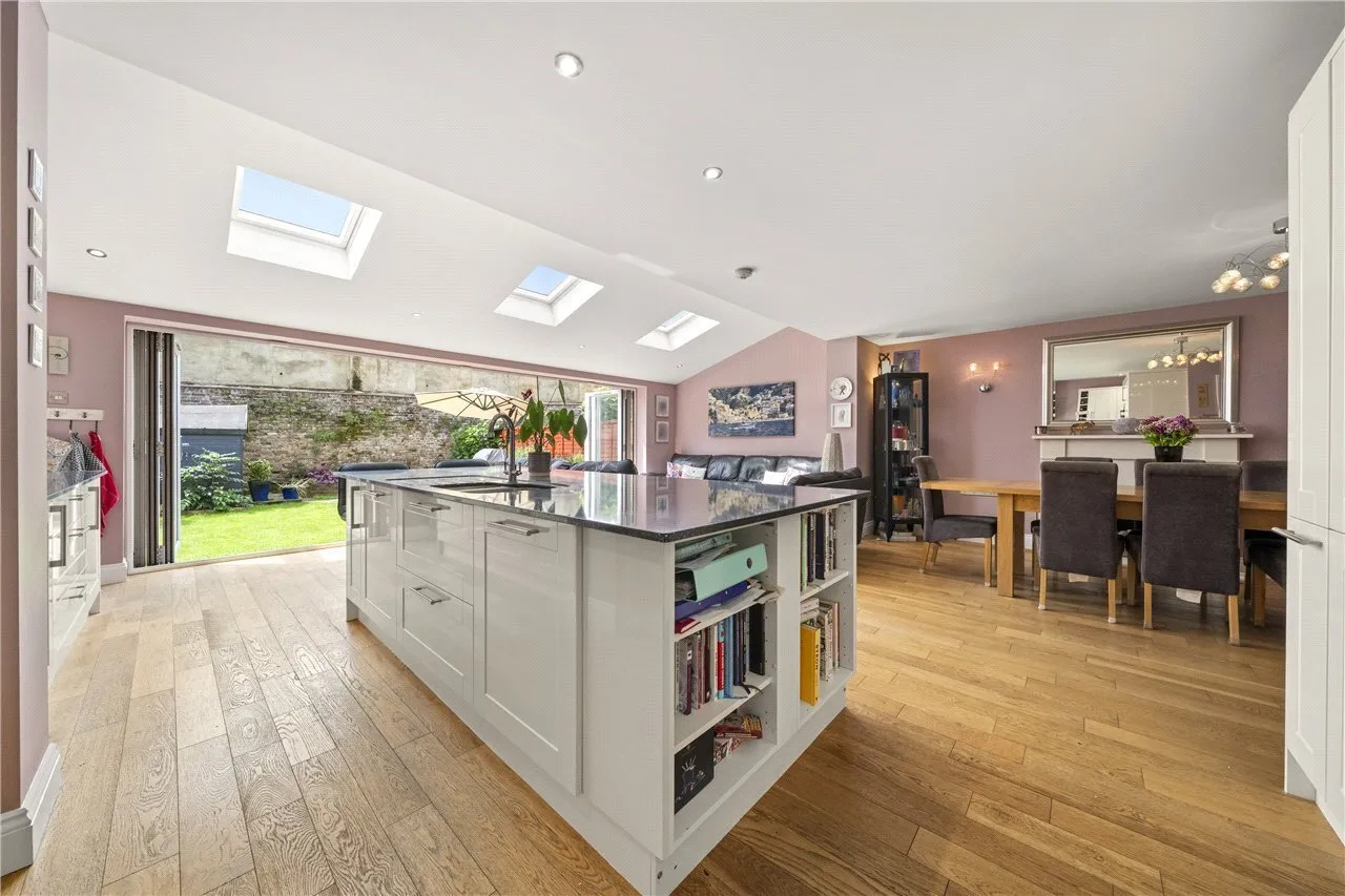Portmore Park Road, Weybridge, KT13, photo 2