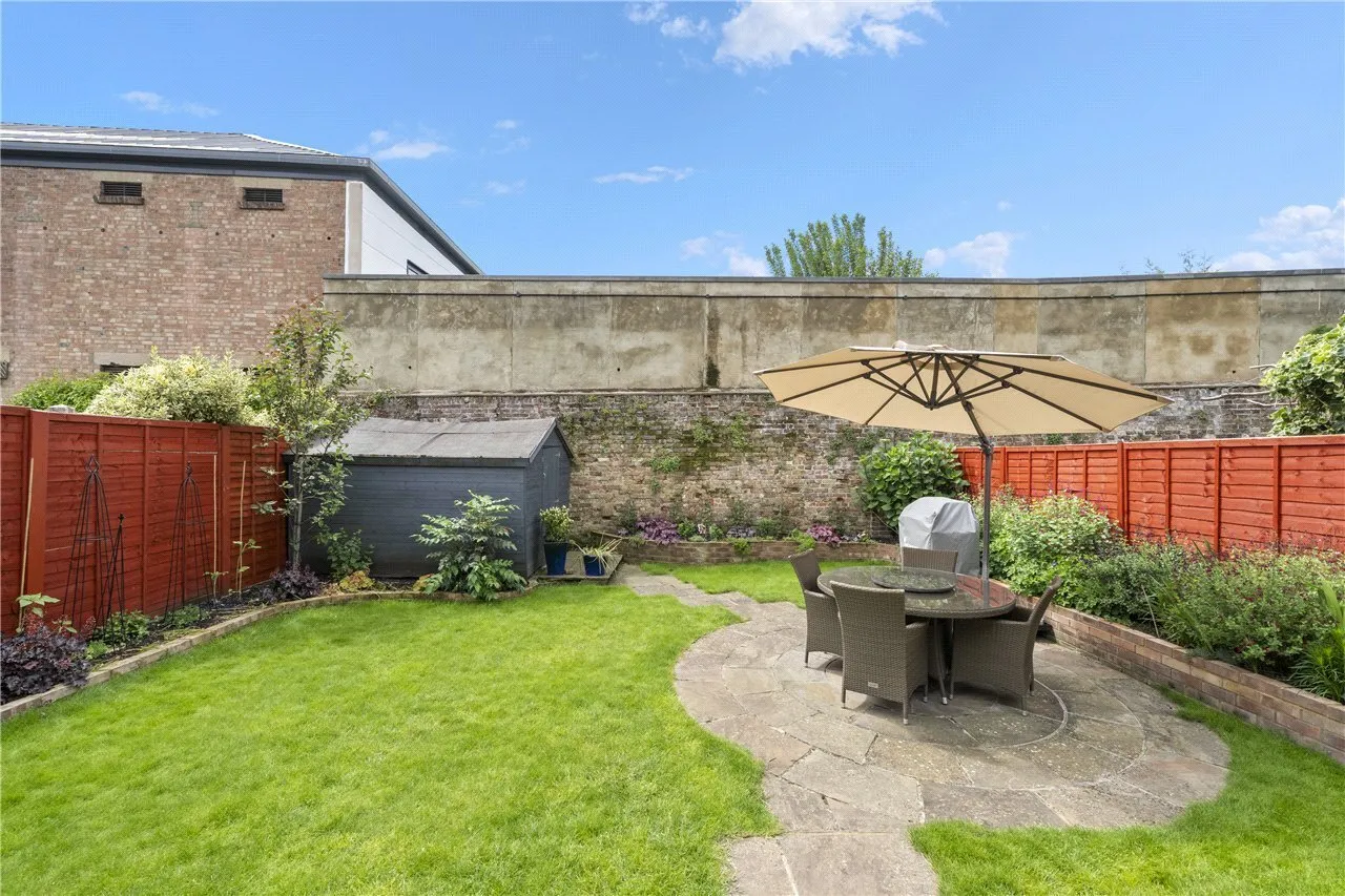 Portmore Park Road, Weybridge, KT13, photo 15