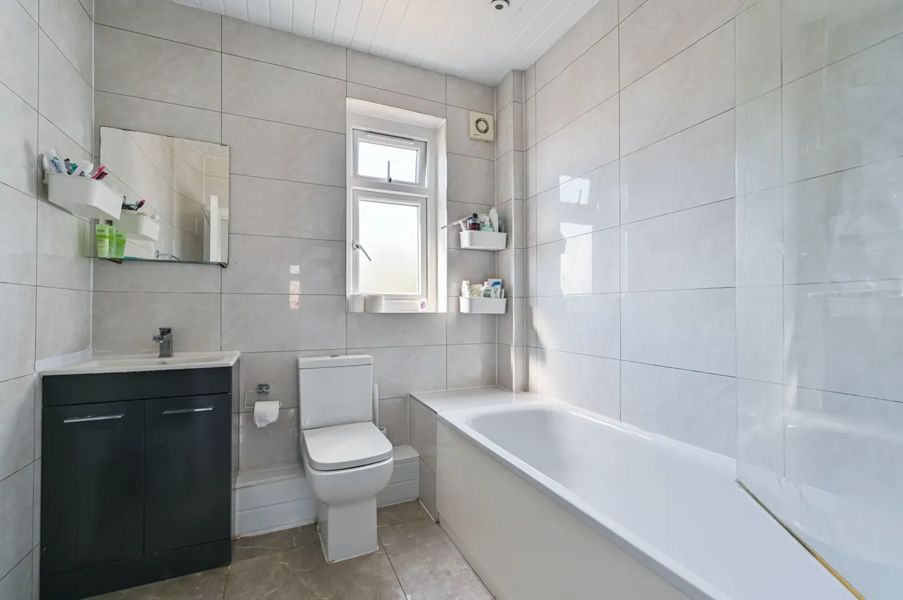 53 Ansell Road, London, photo 12