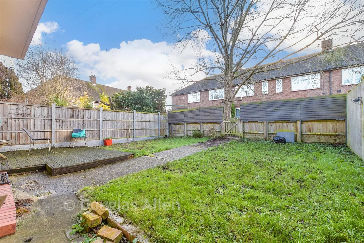 Rowan Green East, Brentwood, CM13, photo 8