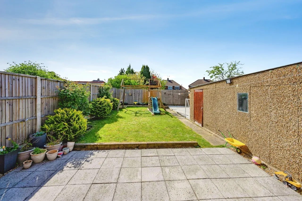 Galston Road, Luton, Bedfordshire, LU3, photo 8