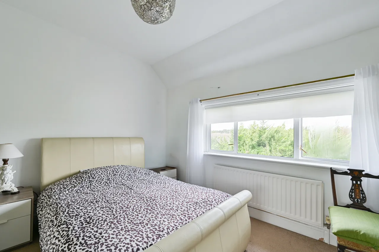Purley, CR8, photo 14