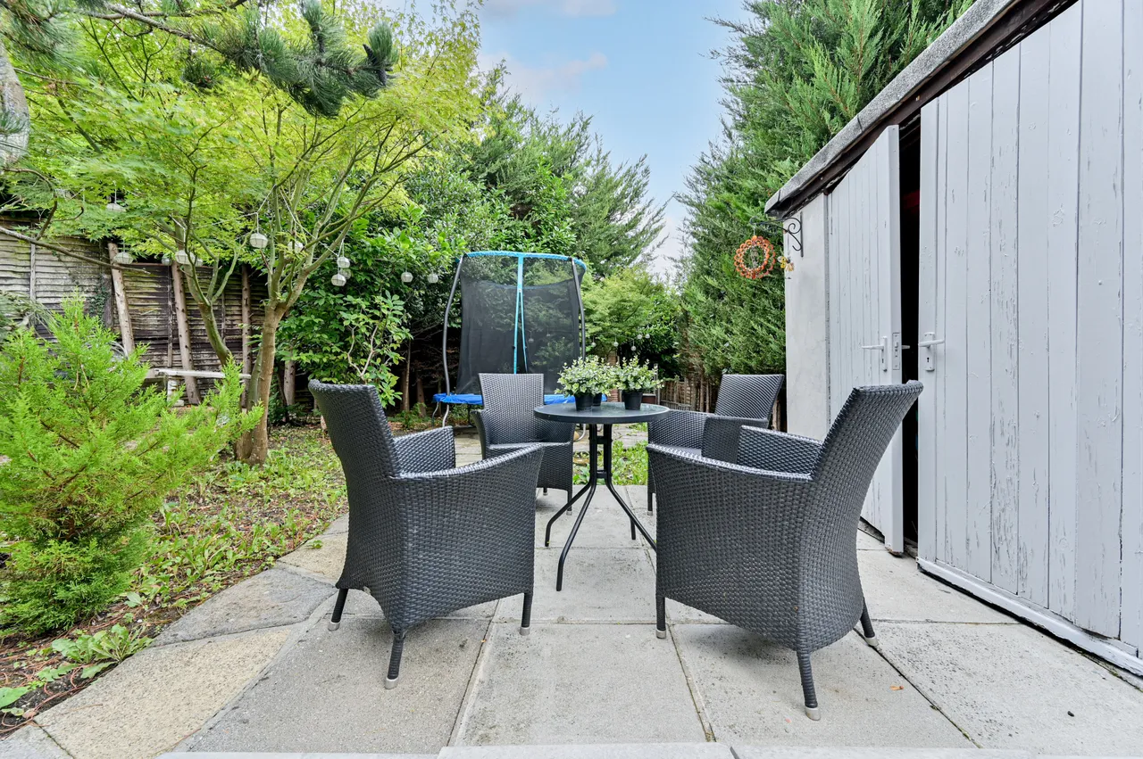 Purley, CR8, photo 25