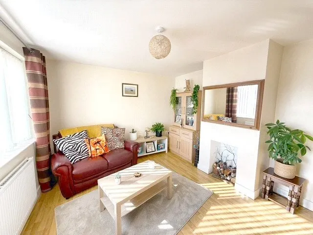 Moss Lane, Madeley, Crewe, Staffordshire, CW3, photo 3
