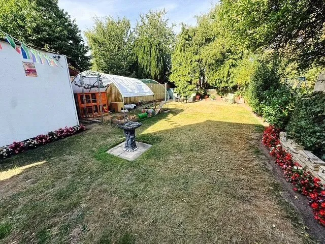 Moss Lane, Madeley, Crewe, Staffordshire, CW3, photo 4