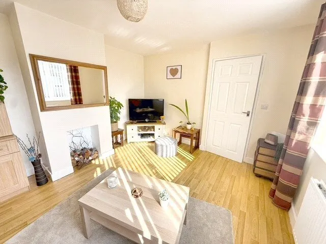 Moss Lane, Madeley, Crewe, Staffordshire, CW3, photo 14