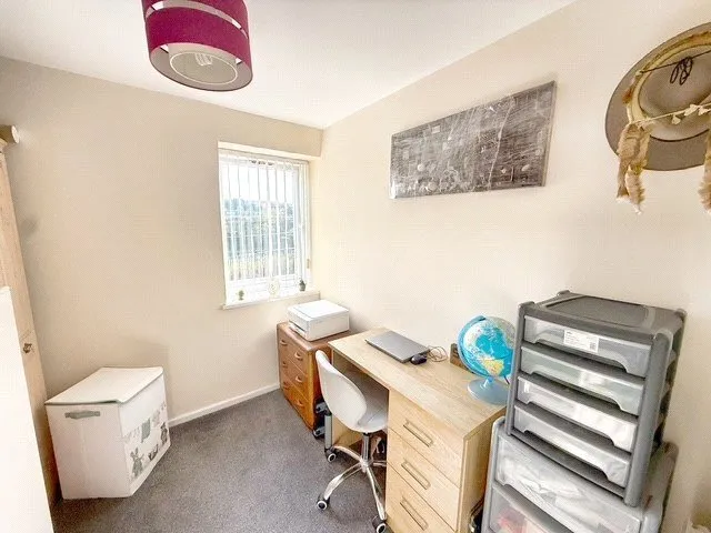 Moss Lane, Madeley, Crewe, Staffordshire, CW3, photo 15