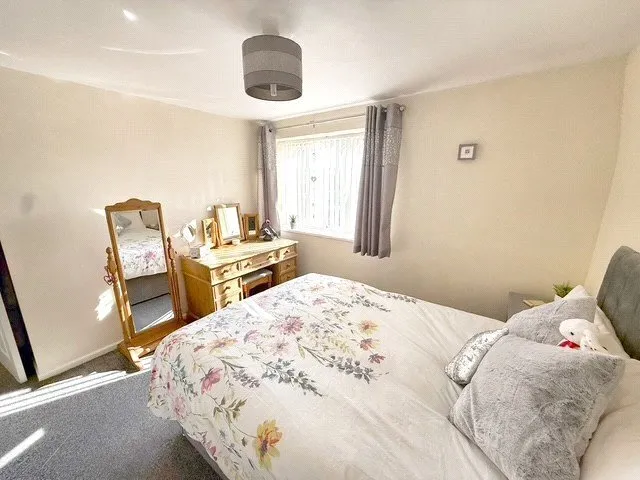 Moss Lane, Madeley, Crewe, Staffordshire, CW3, photo 8