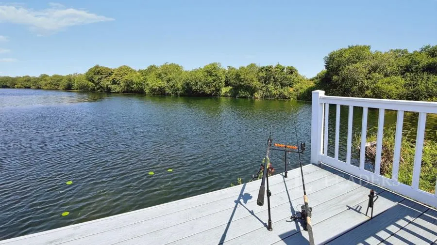 2 bed house for sale, Lakeside Caravan Park, Runcton, PO20