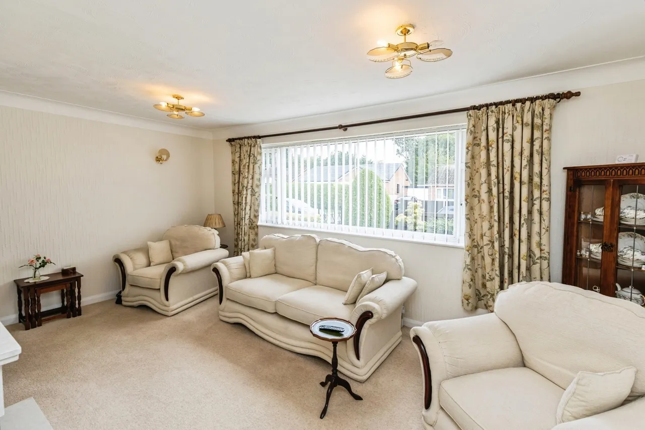 Wats Dyke Avenue, Mynydd Isa, CH7, photo 4