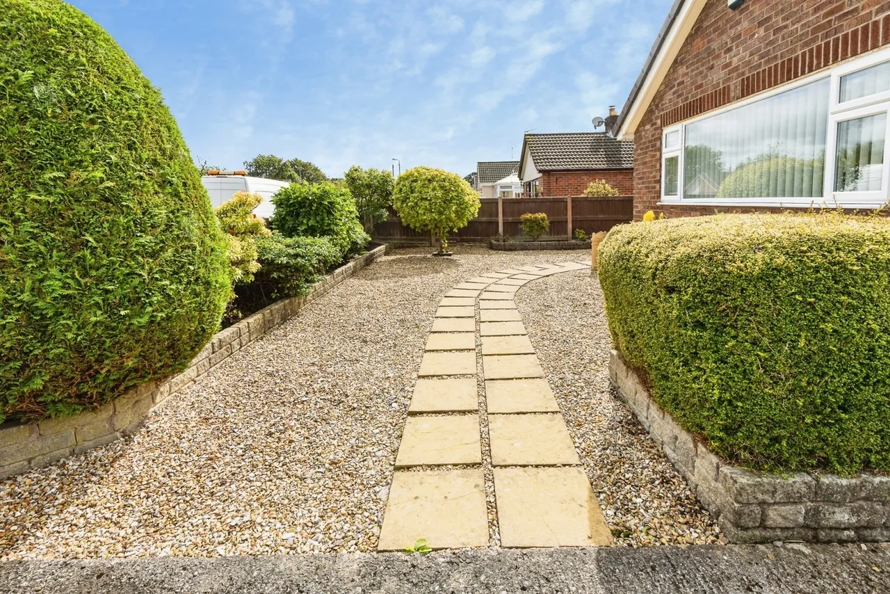 Wats Dyke Avenue, Mynydd Isa, CH7, photo 20