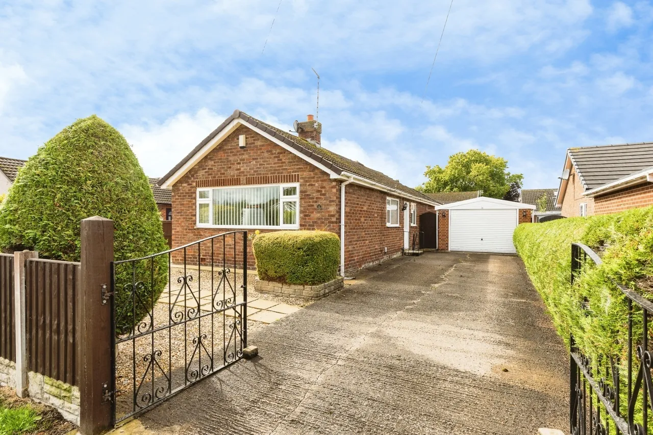 Wats Dyke Avenue, Mynydd Isa, CH7, photo 23
