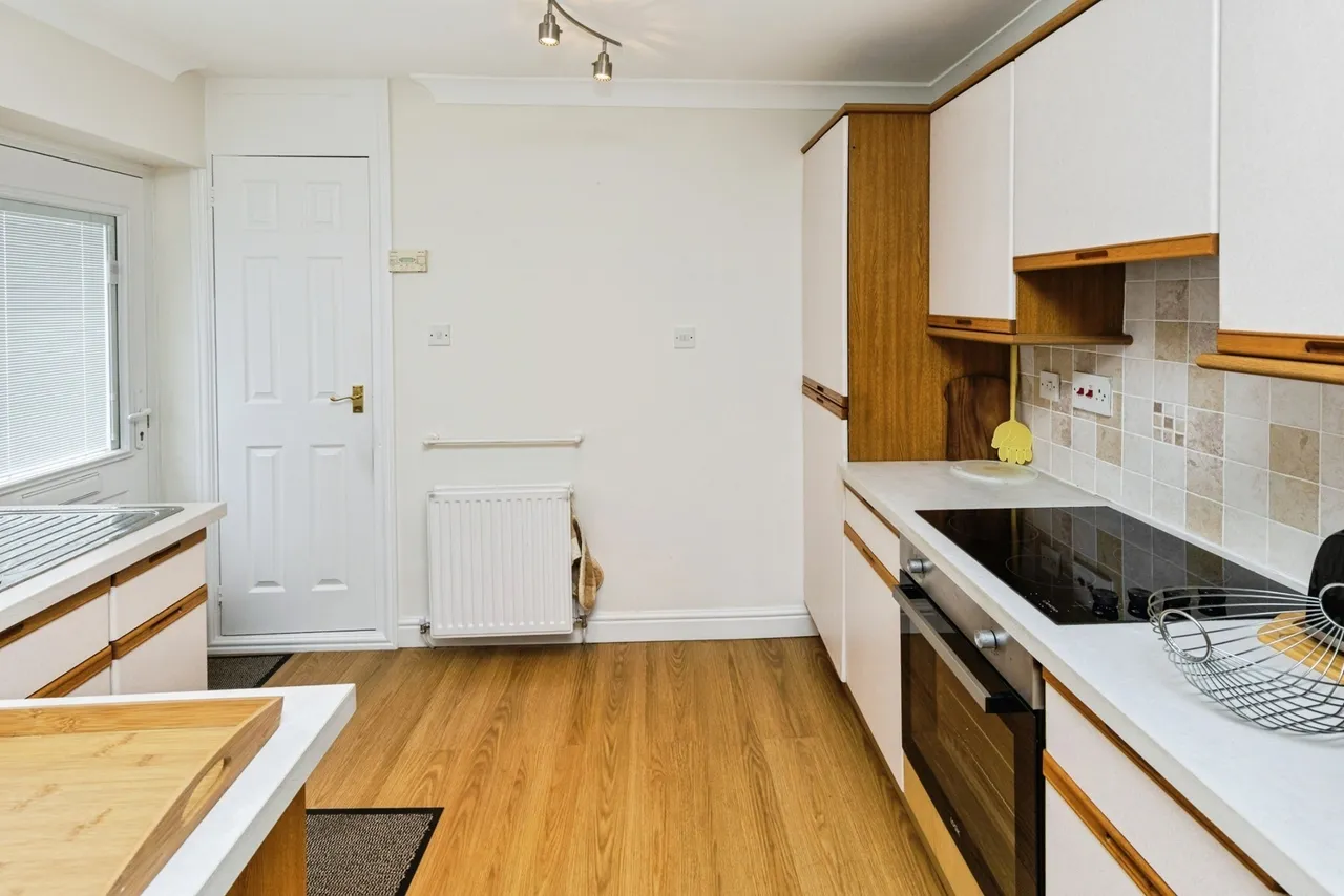 Wats Dyke Avenue, Mynydd Isa, CH7, photo 12